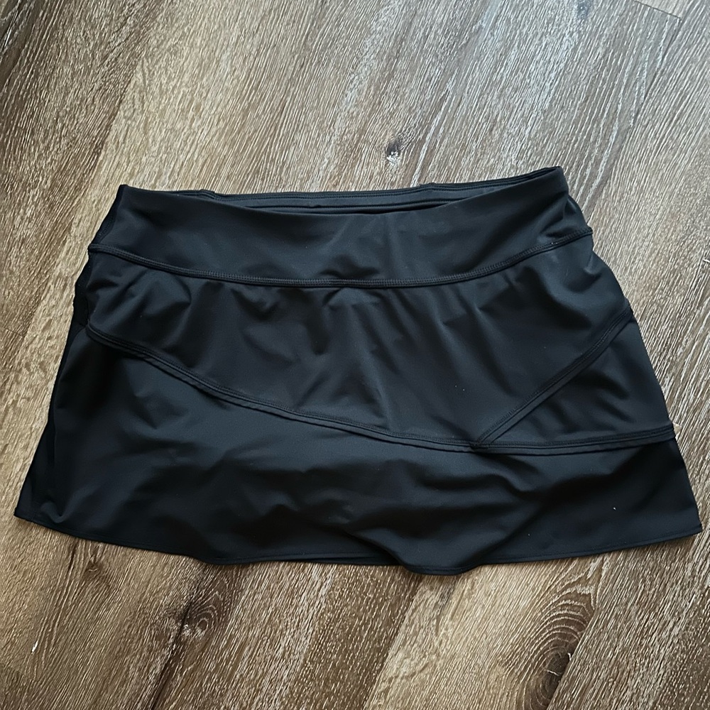 Athleta black skirt, large.